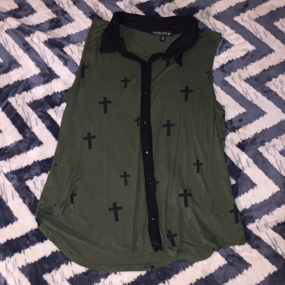 Cross living doll button up tank